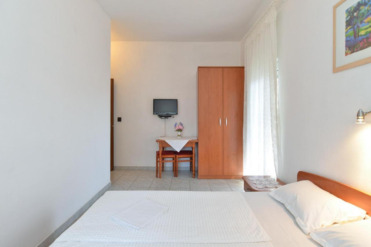 Apartment Bozo 1631 法扎纳 外观 照片